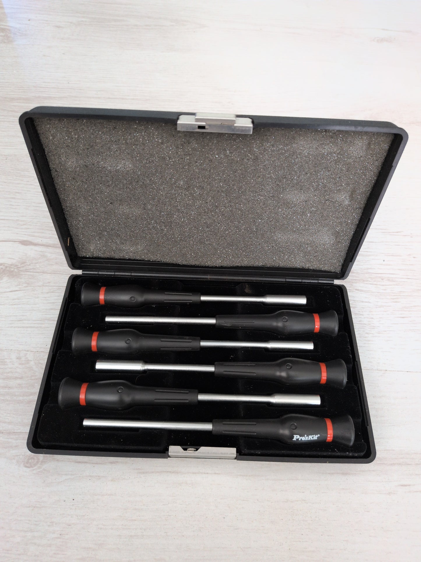 Coffret de tournevis à douille