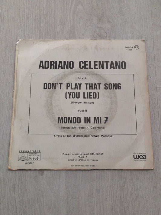 Adriano Celentano - Mondo in mi 7 don't play that song