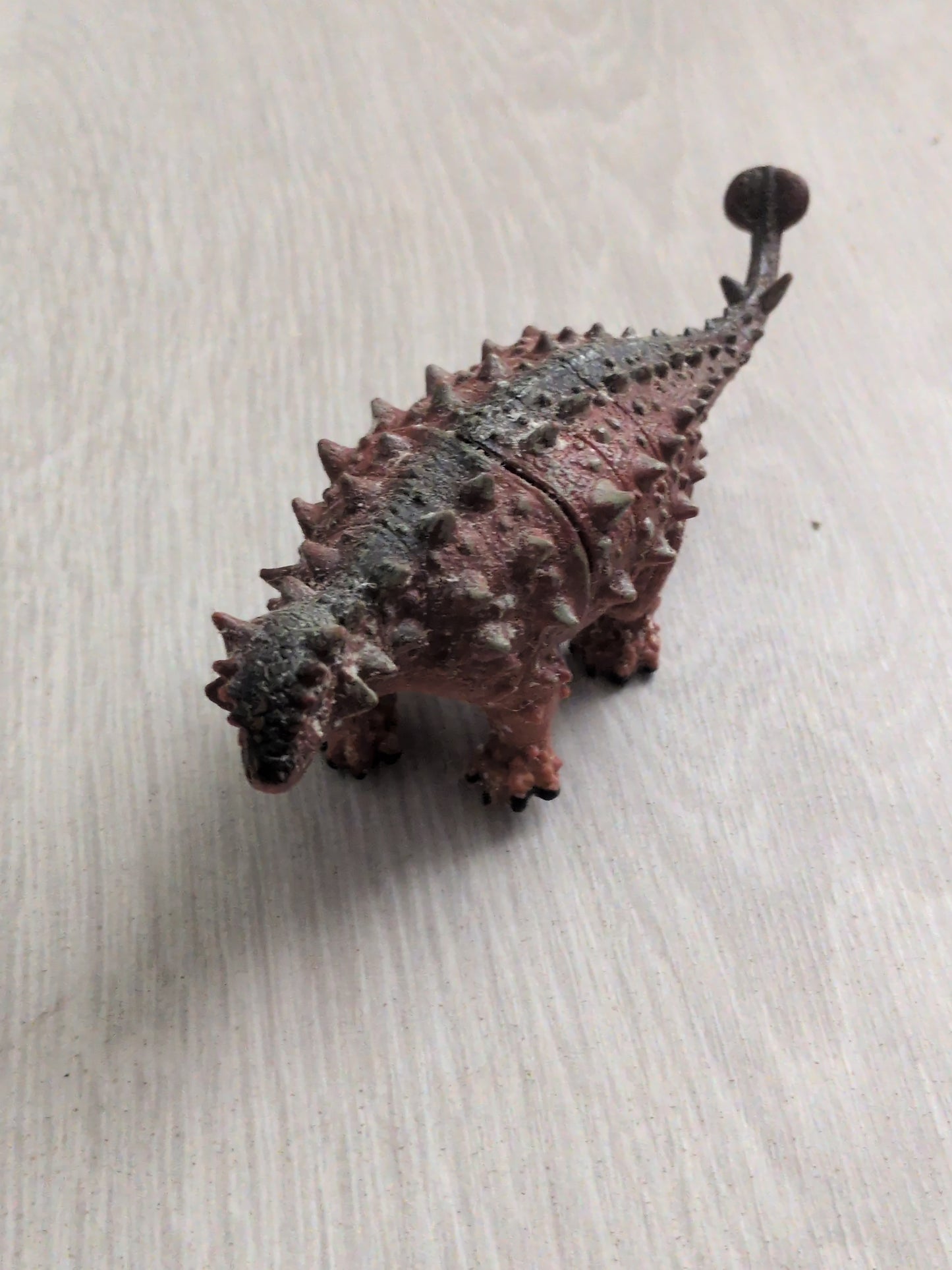 Figurine dinausore