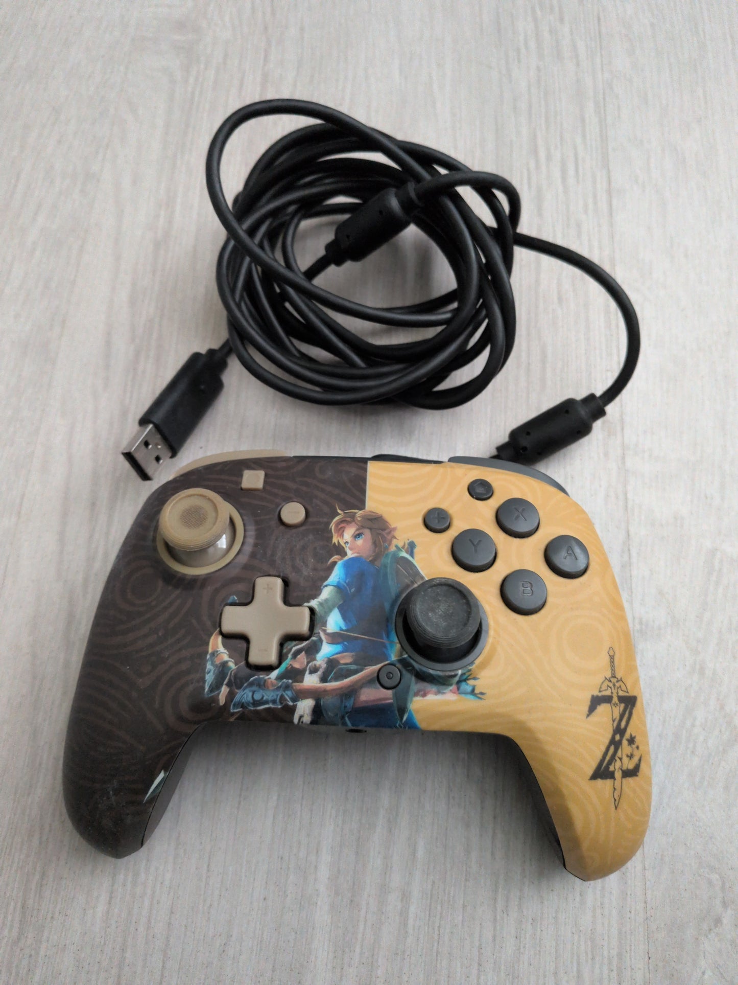 Manette switch édition Zelda (en boîte)