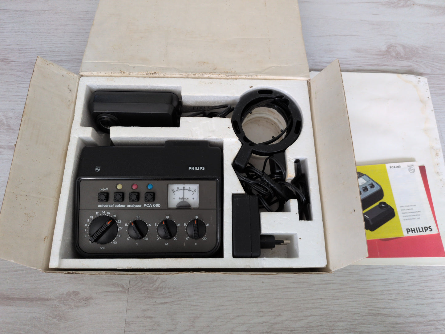 Analyseur de couleur - Philips PCA 060
