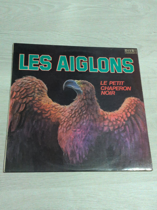 Les aiglons - Le petit chaperon noir