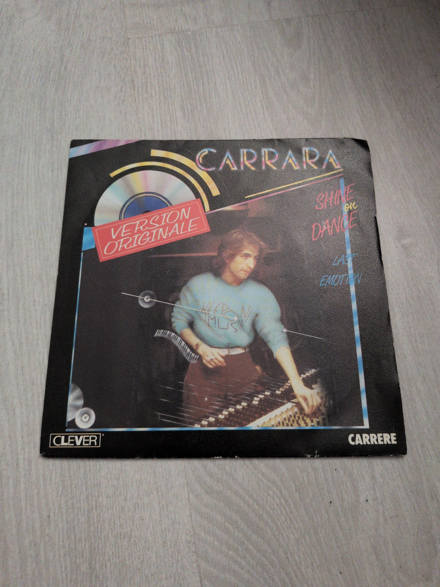 Carrara - Shine on dance