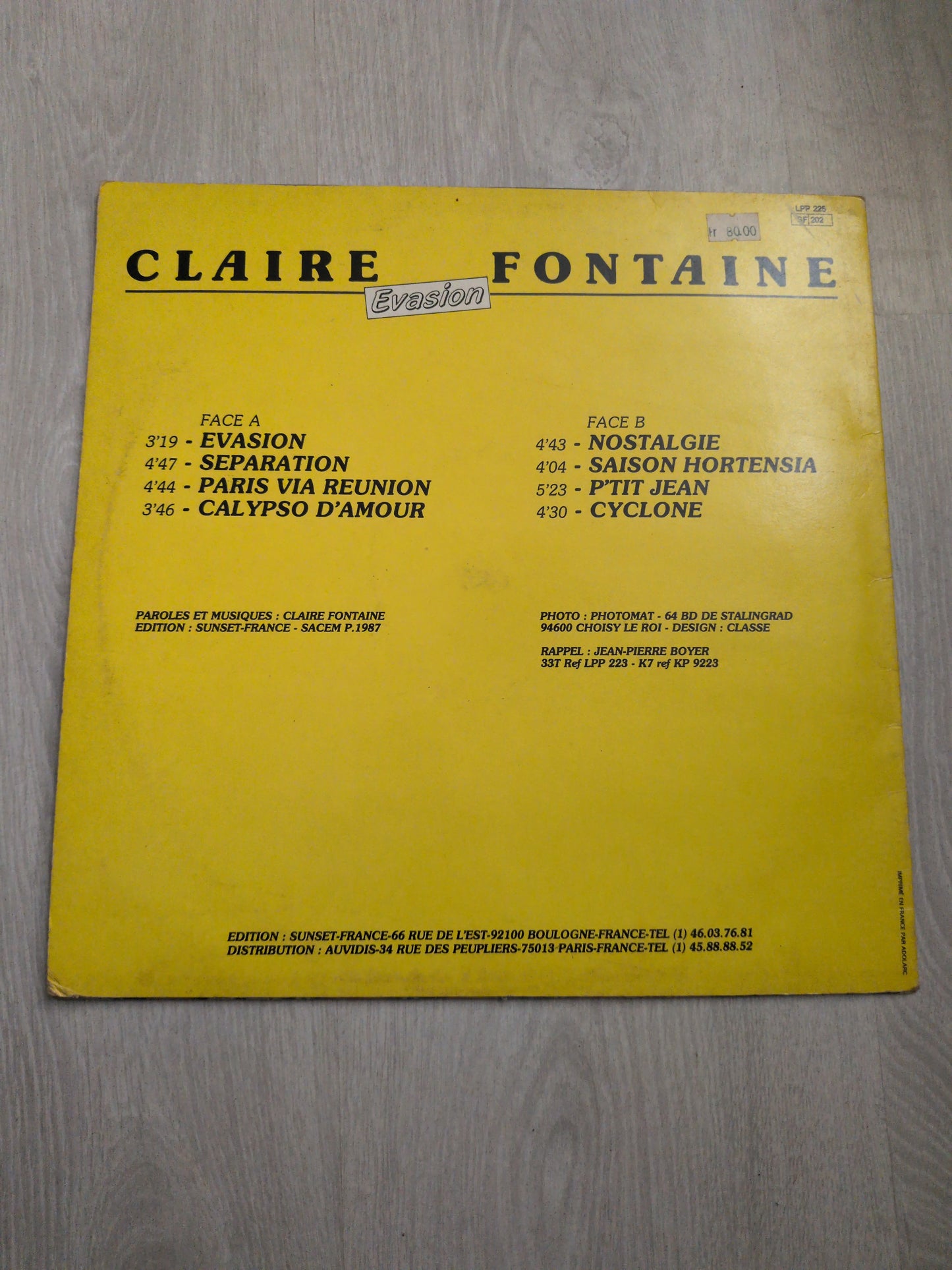 Claire fontaine - Évasion