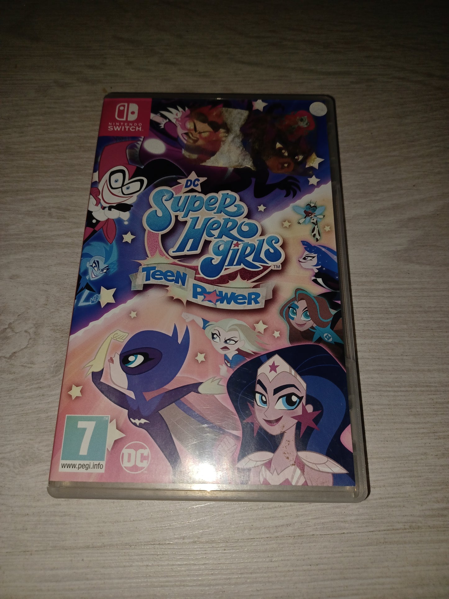 DC Super hero girls : Teen power