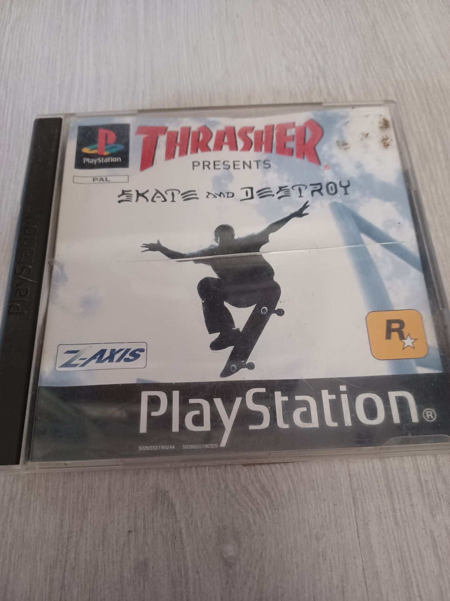Thrasher : Skate and destroy