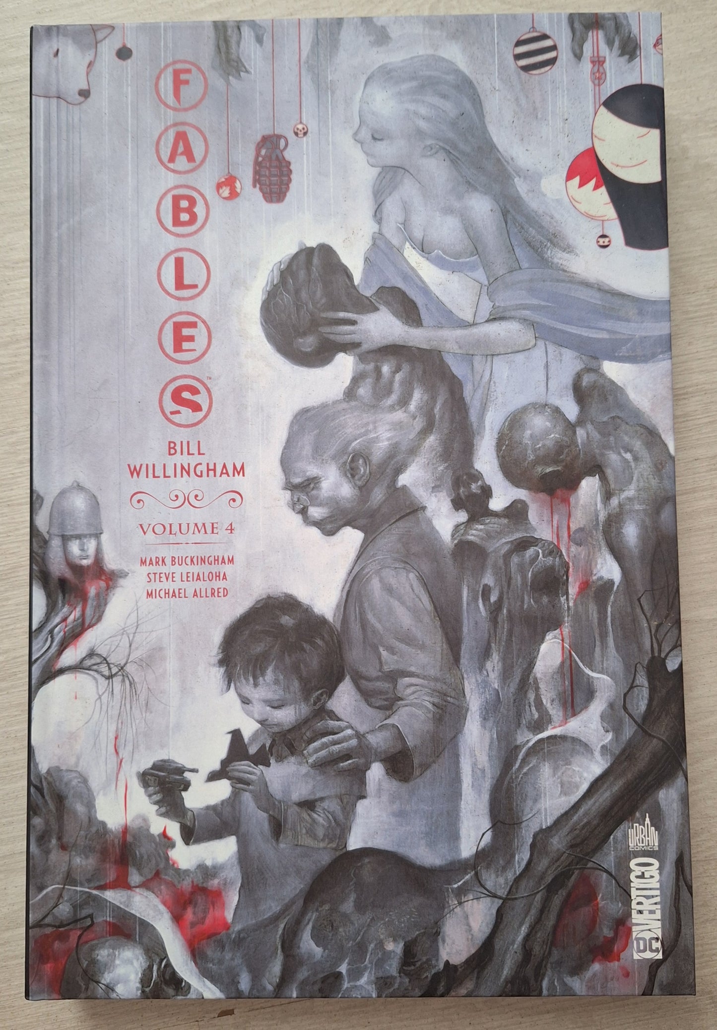 Fables  - volume 4