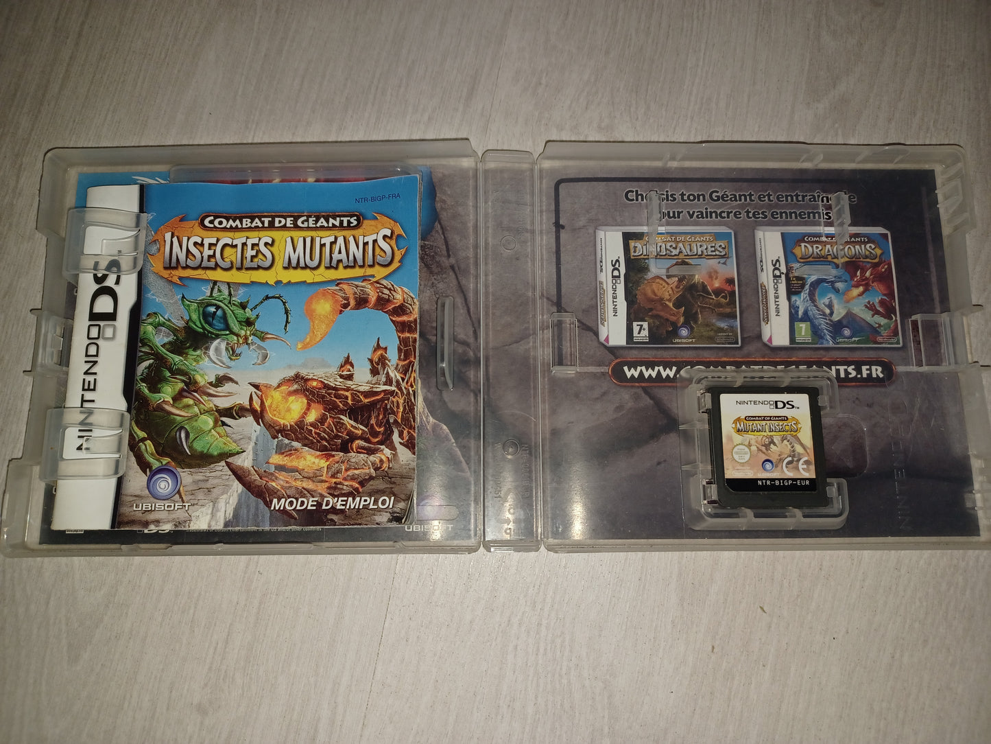 Combat de géants : Insectes mutants