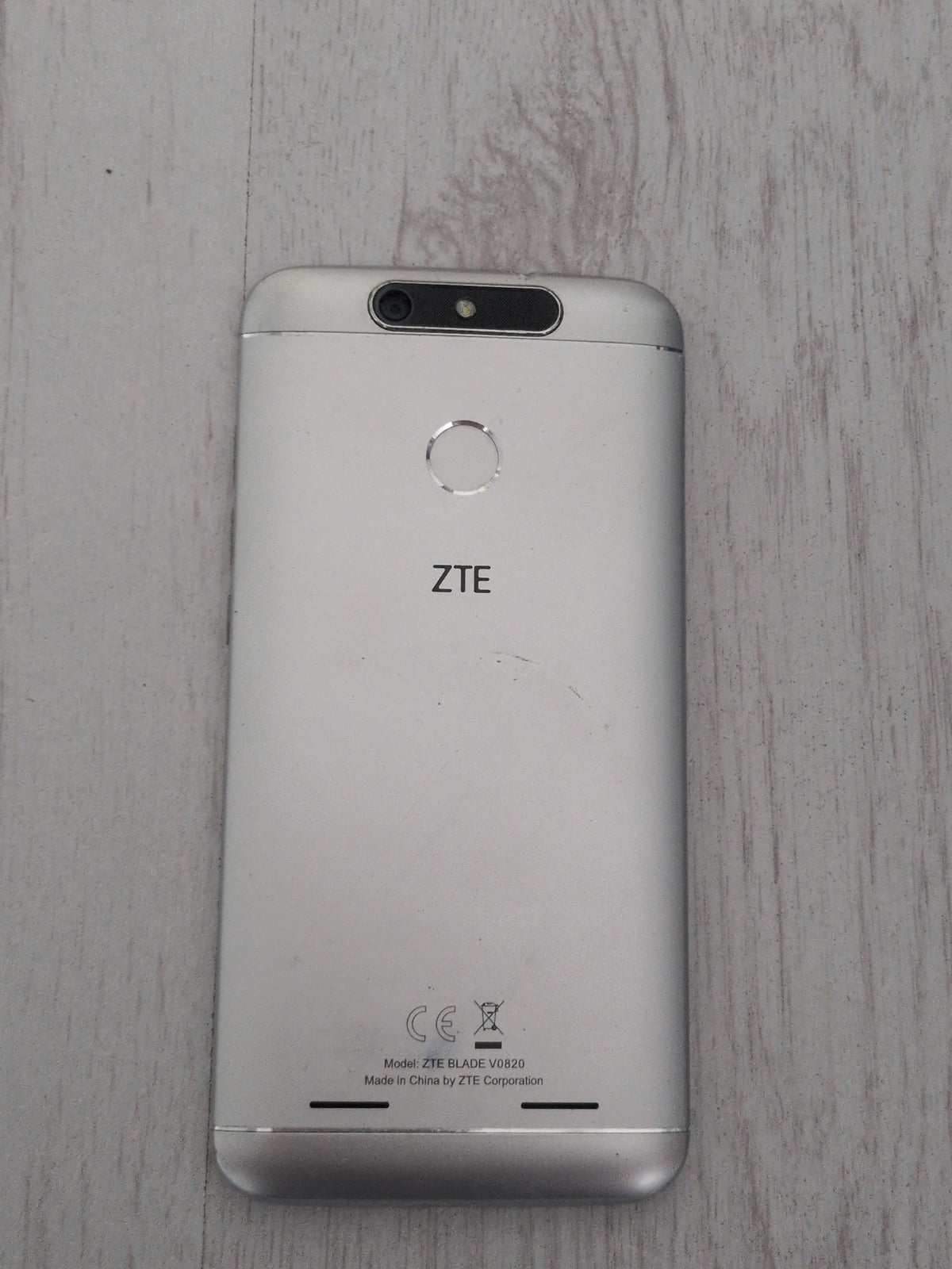 ZTE BLADE V8 LITE
