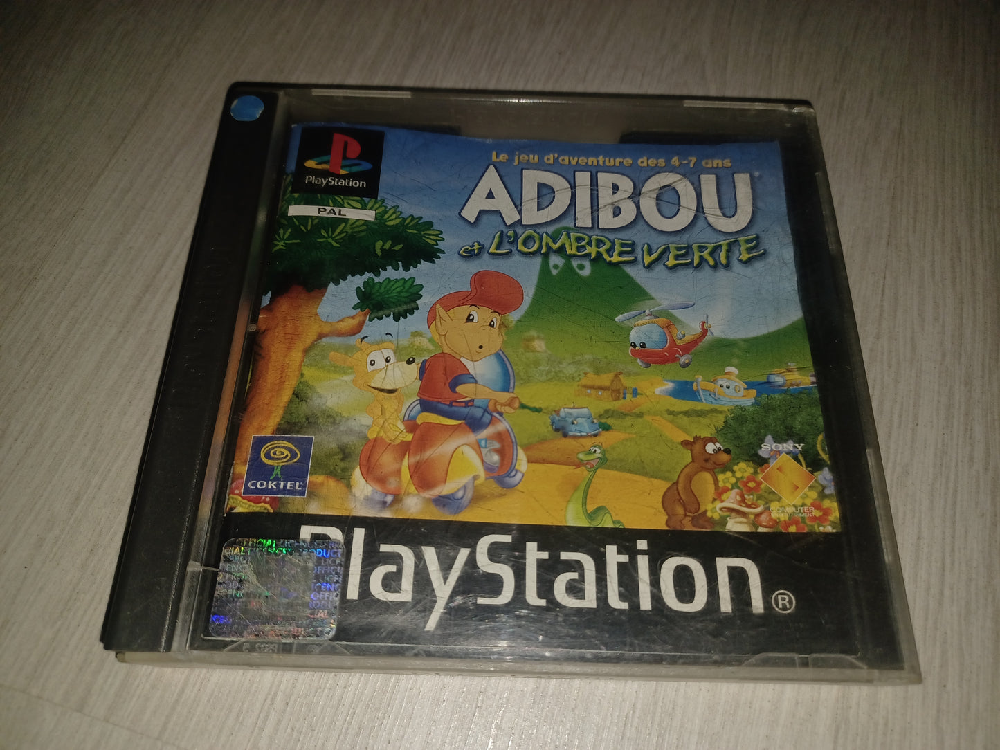 Adibou et l'ombre verte