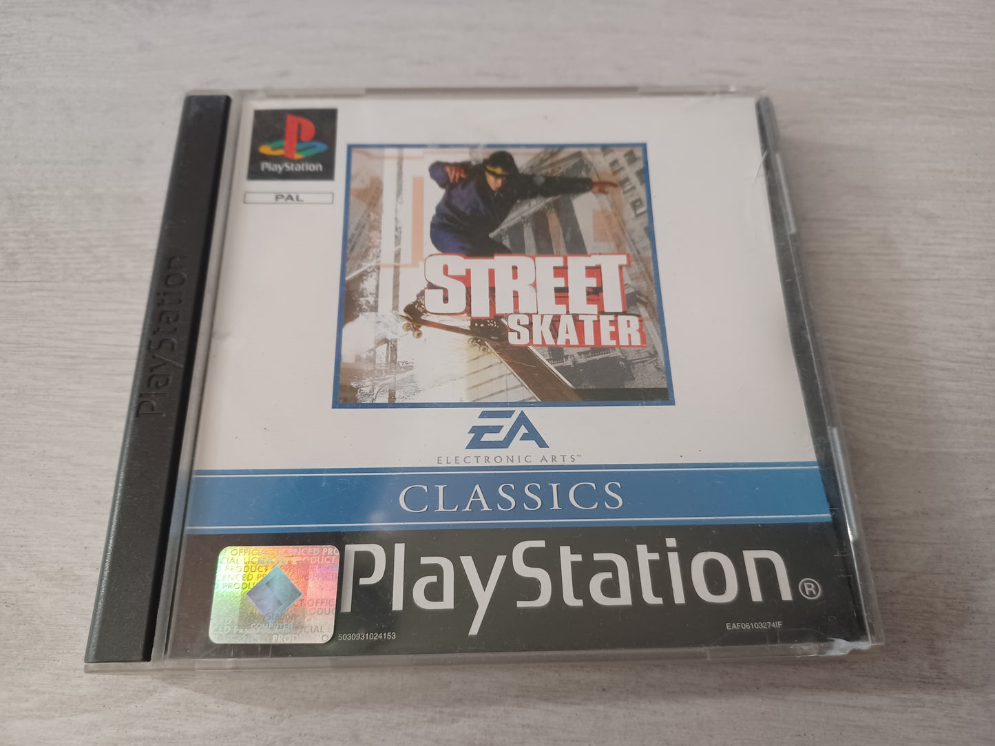 Street skater