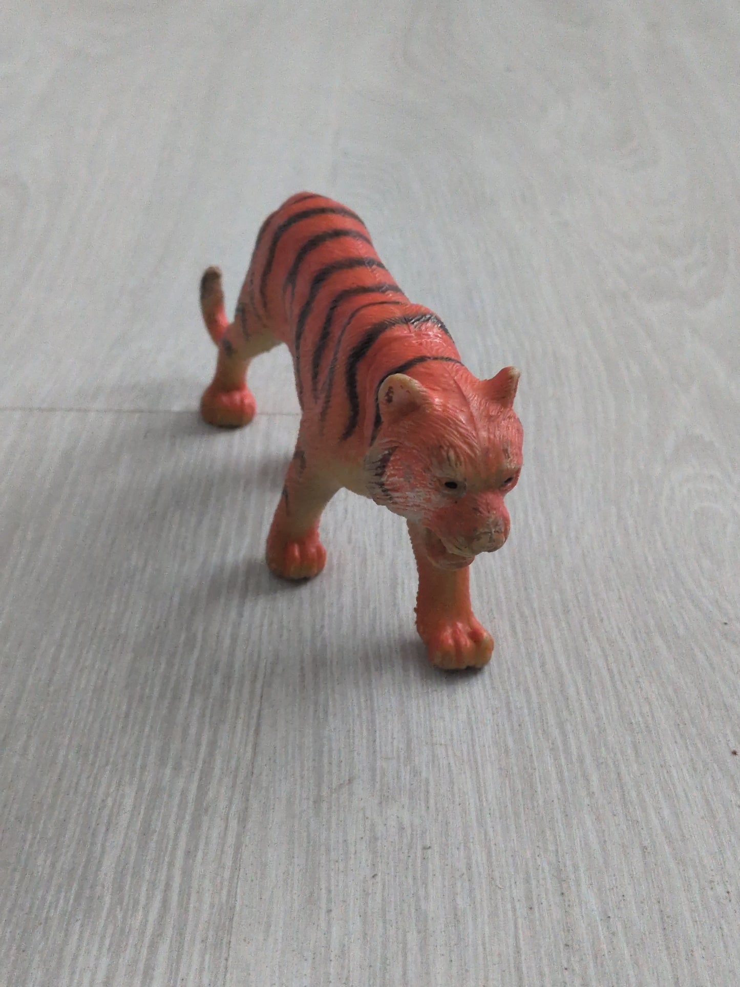Figurine tigre