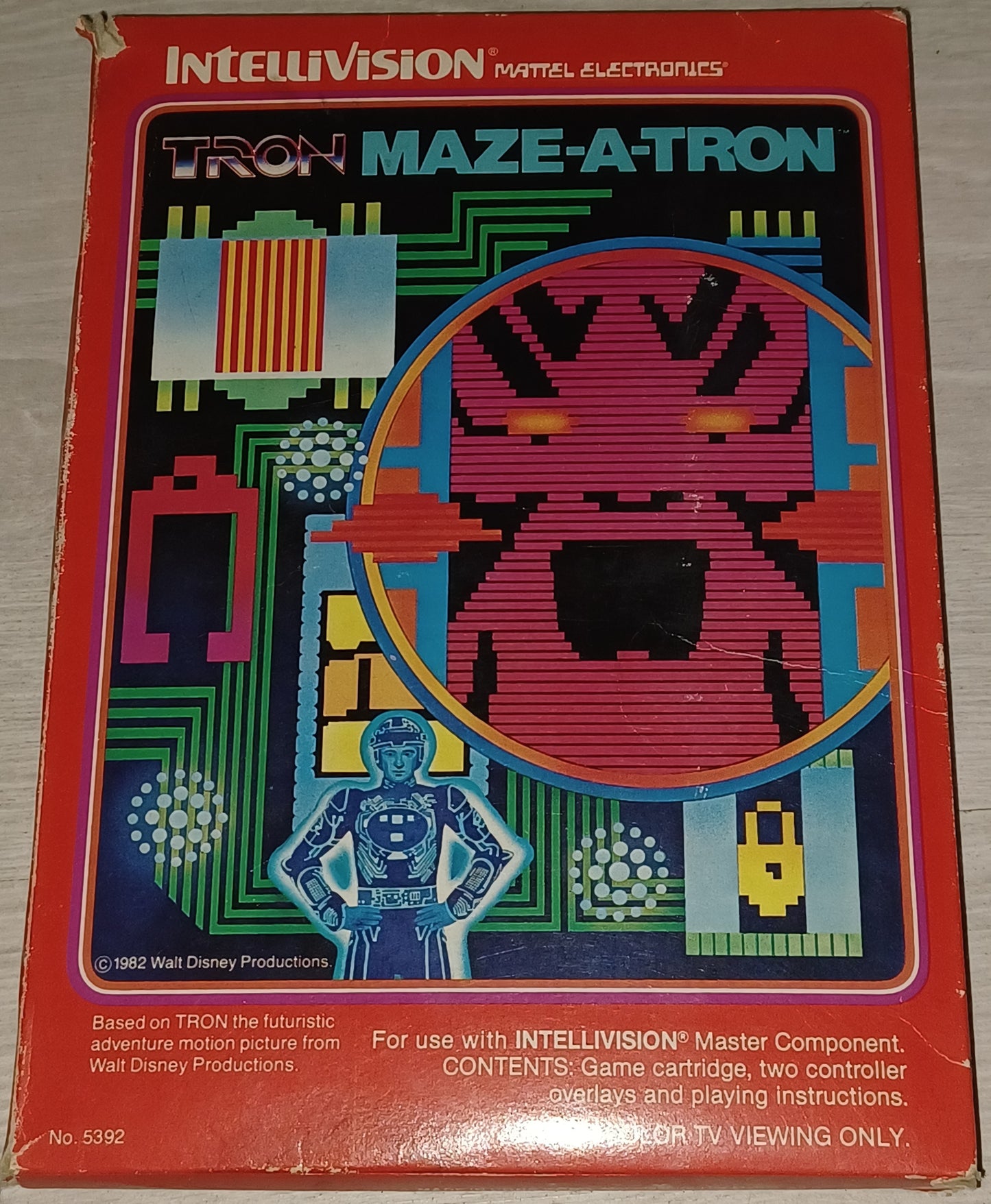 Tron maze-a-tron