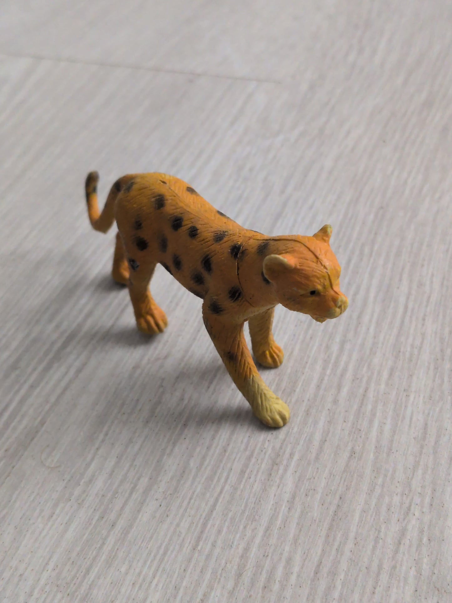 Figurine léopard