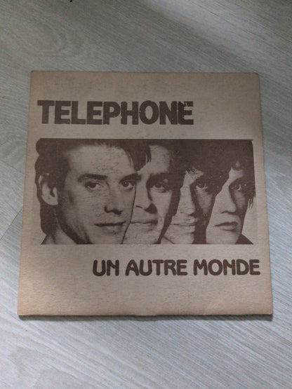Téléphone - Un autre monde