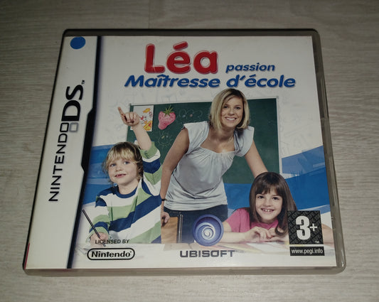 Léa passion maîtresse d'école