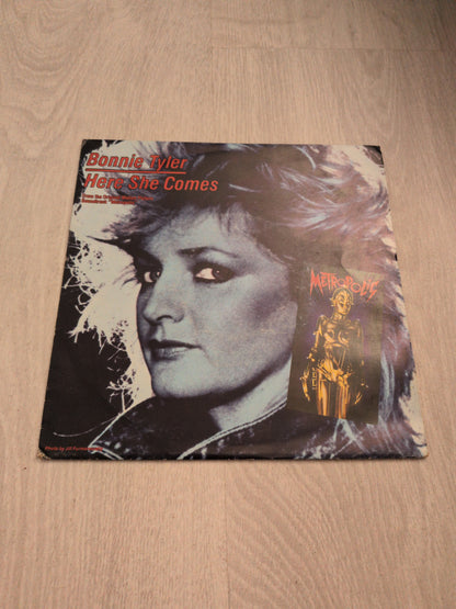 Bonnie Tyler - Here she comes