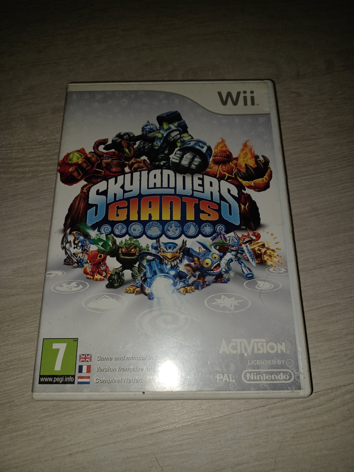 Skylanders giants