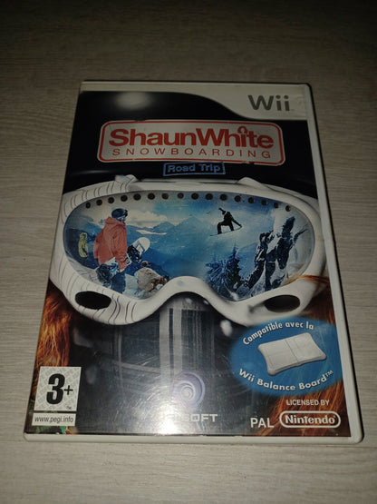 Shaun White snowboarding