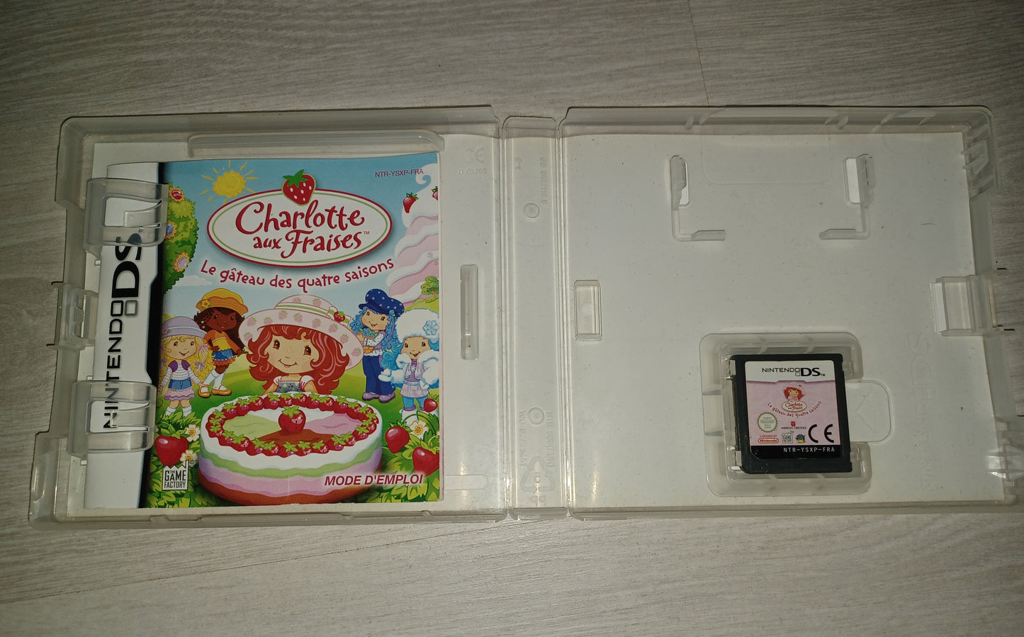 Charlotte aux fraises : Le gâteau des quatre saisons