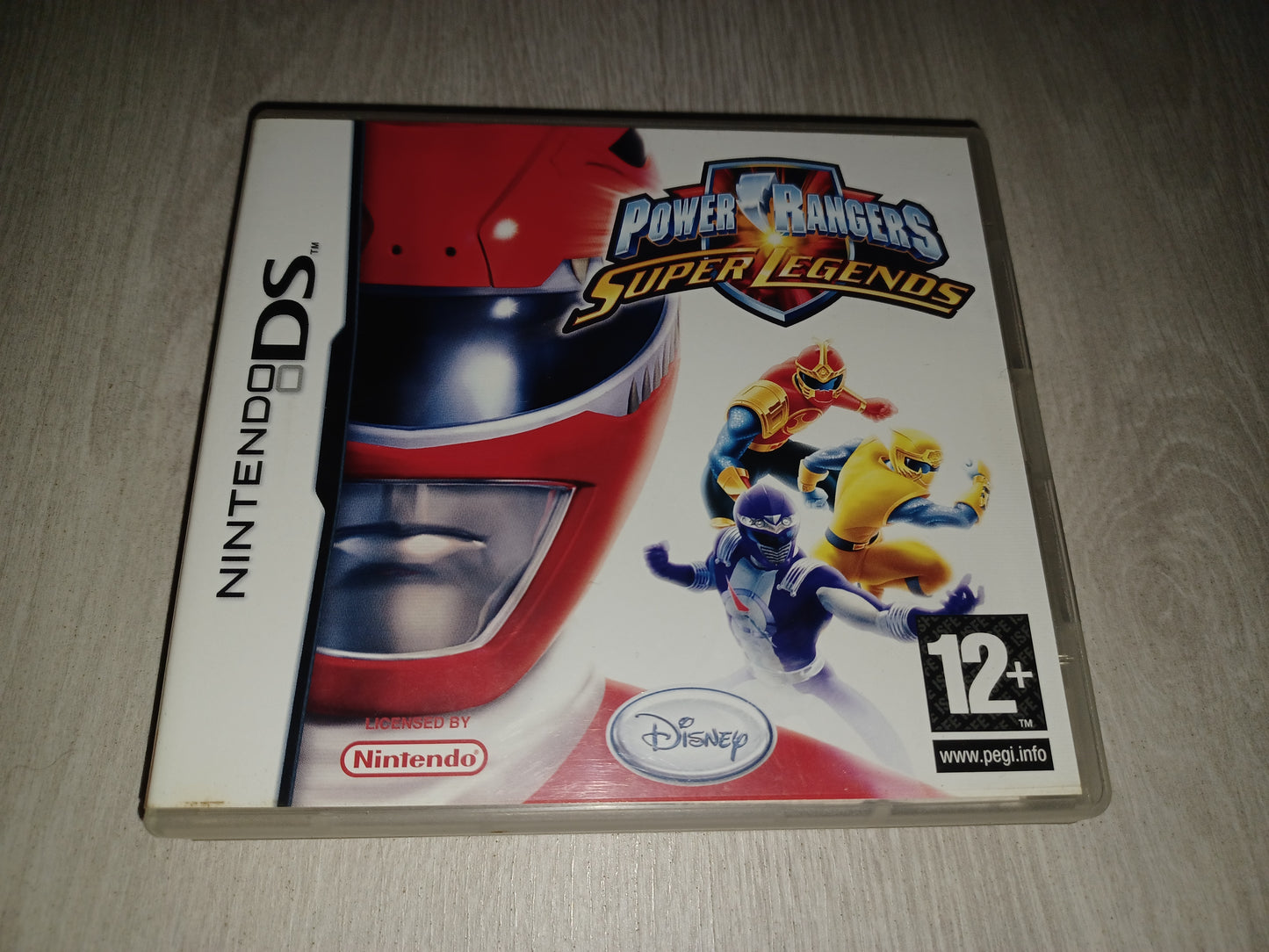 Power rangers : Super legends