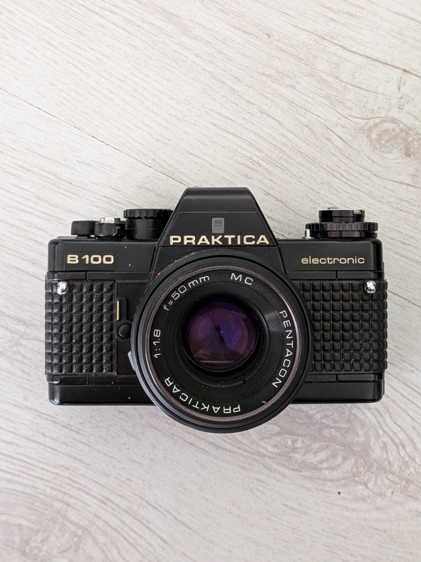 Appareil photo reflex argentique -  Praktica B100 Electronic