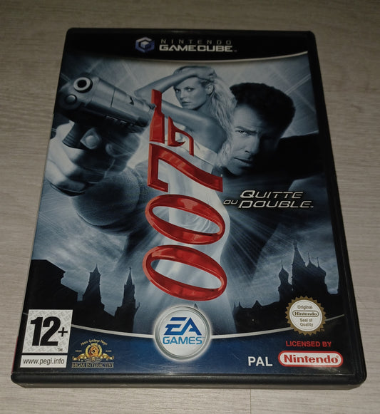 James bond 007 : Quitte ou double