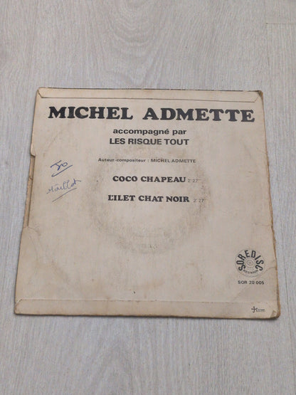 Michel admette accompagné par les risque tout