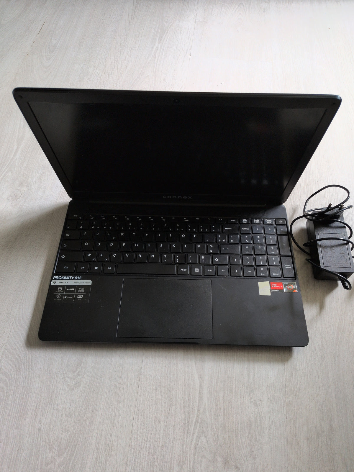 Ordinateur portable - Connex