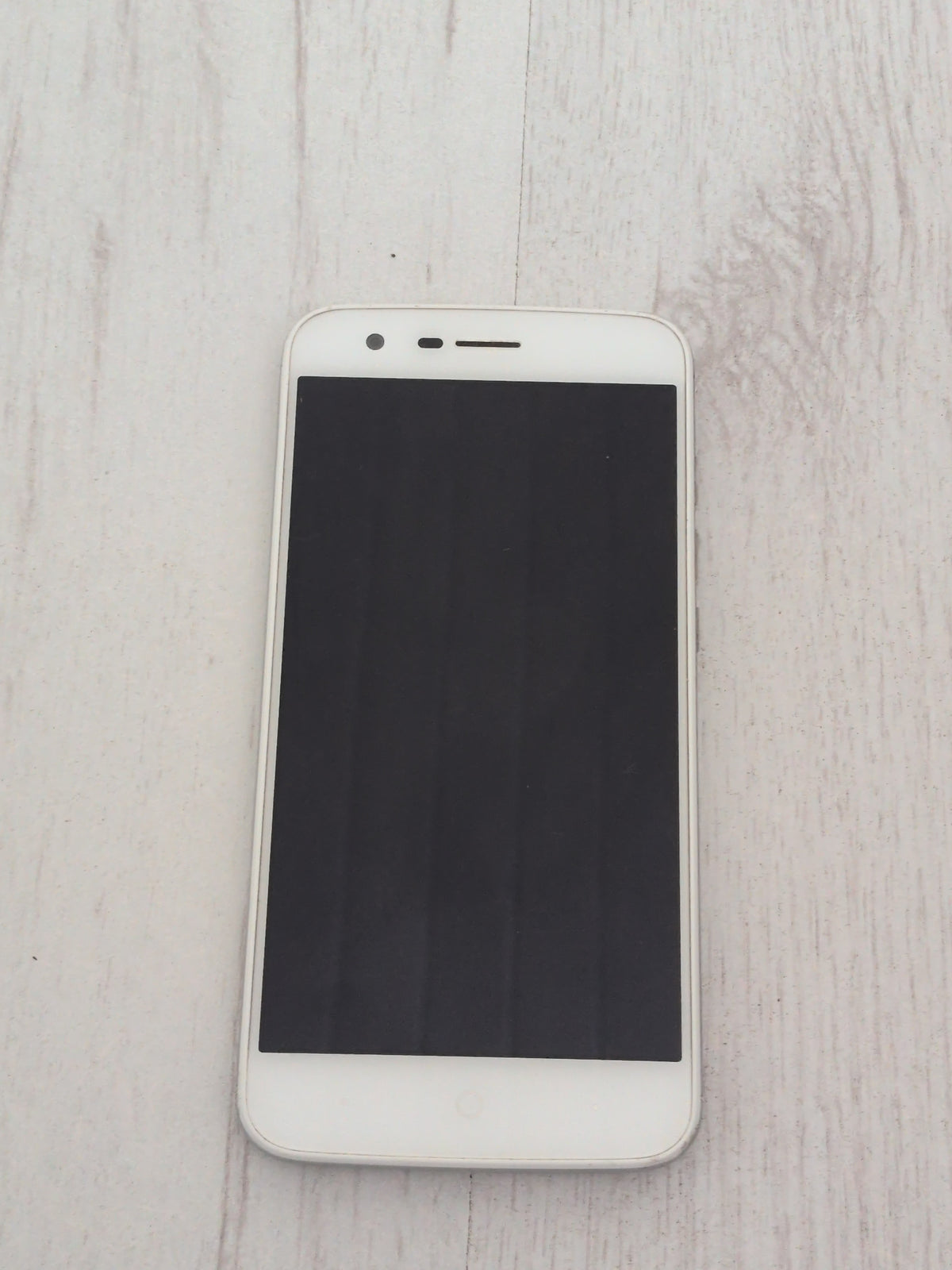 ZTE BLADE V8 LITE