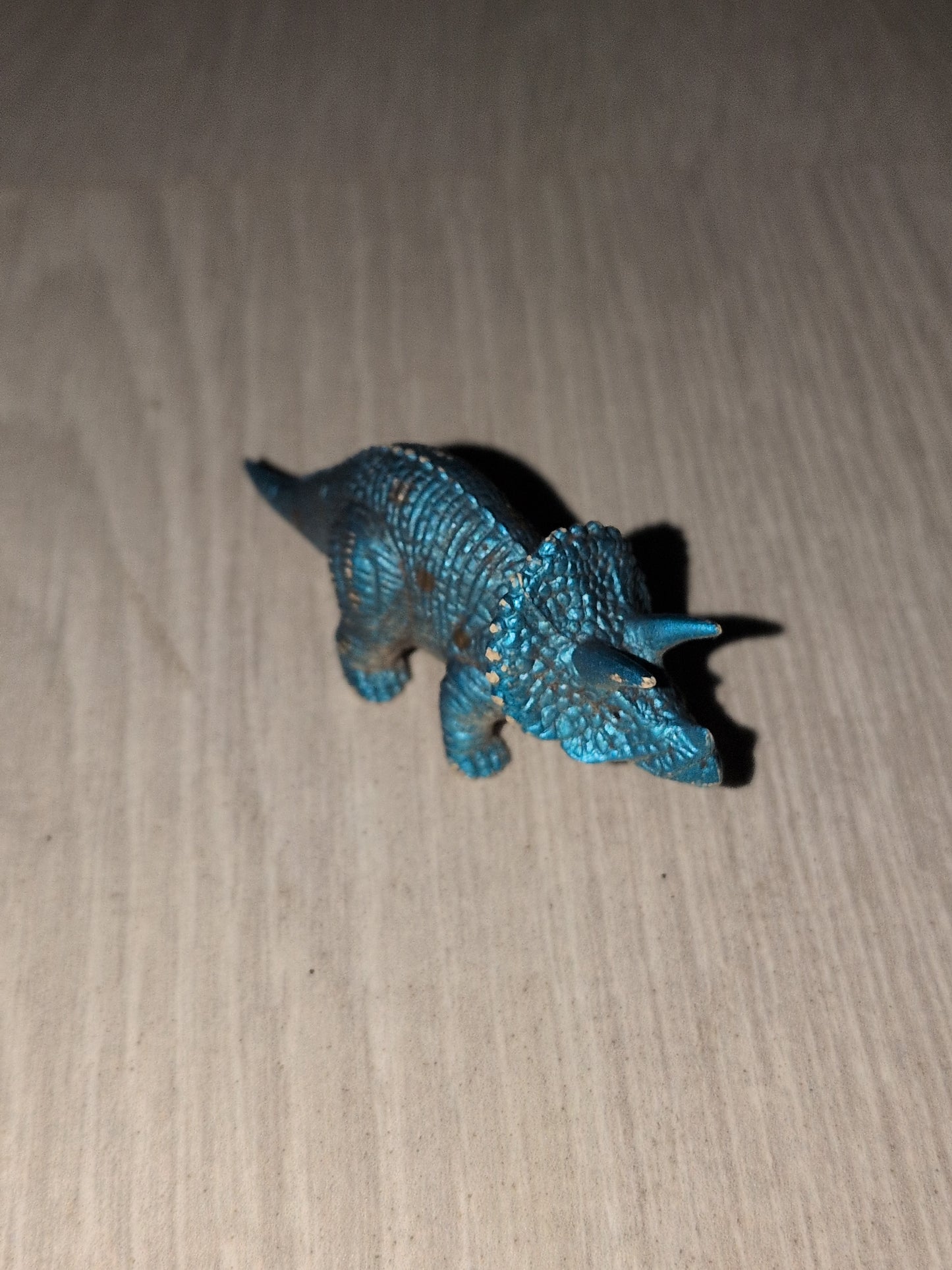 Figurine dinausore