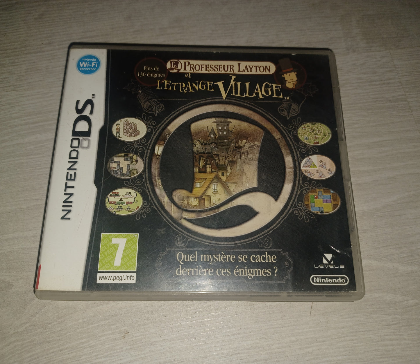 Professeur layton et l'étrange village