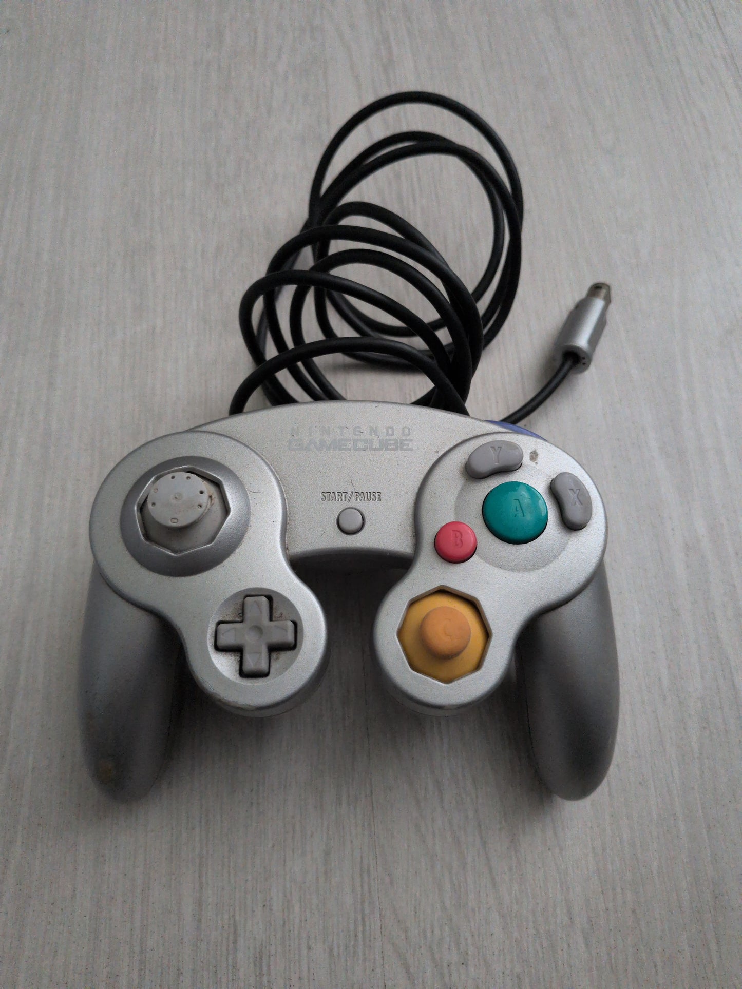 Manette game cube silver