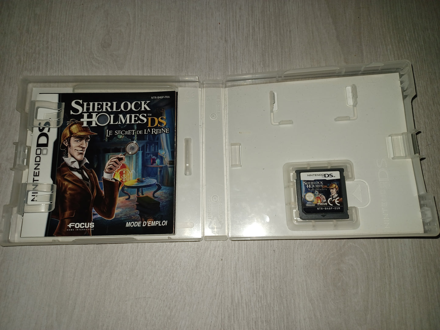 Sherlock homes : Le secret de la reine
