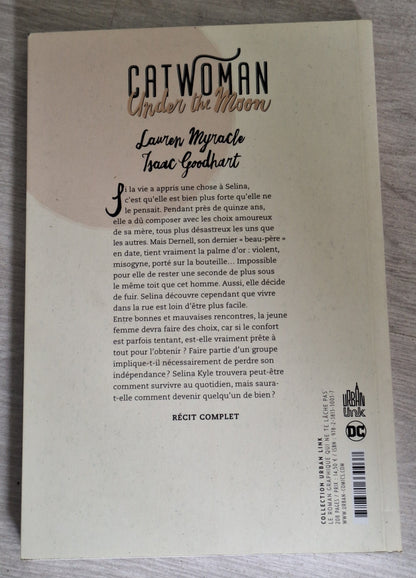 Catwoman : Under the moon