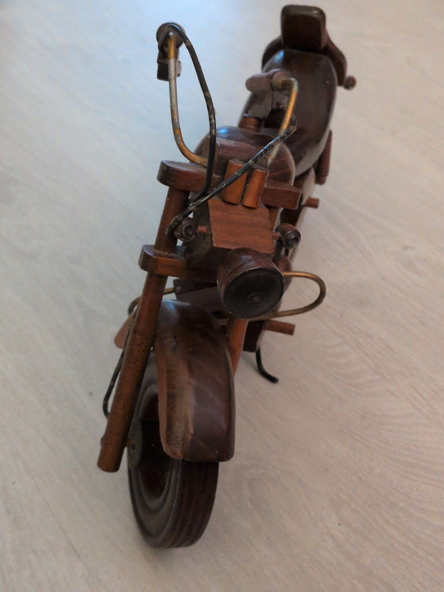 "Harley Davidson" sculpture en bois