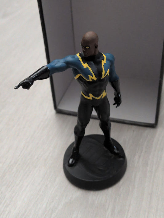Black lightning/Éclair noir