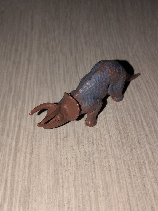 Figurine dinausore