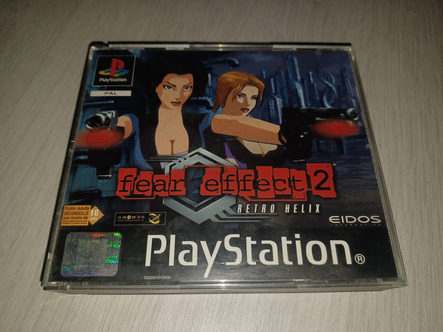Fear effect 2 : Retro helix