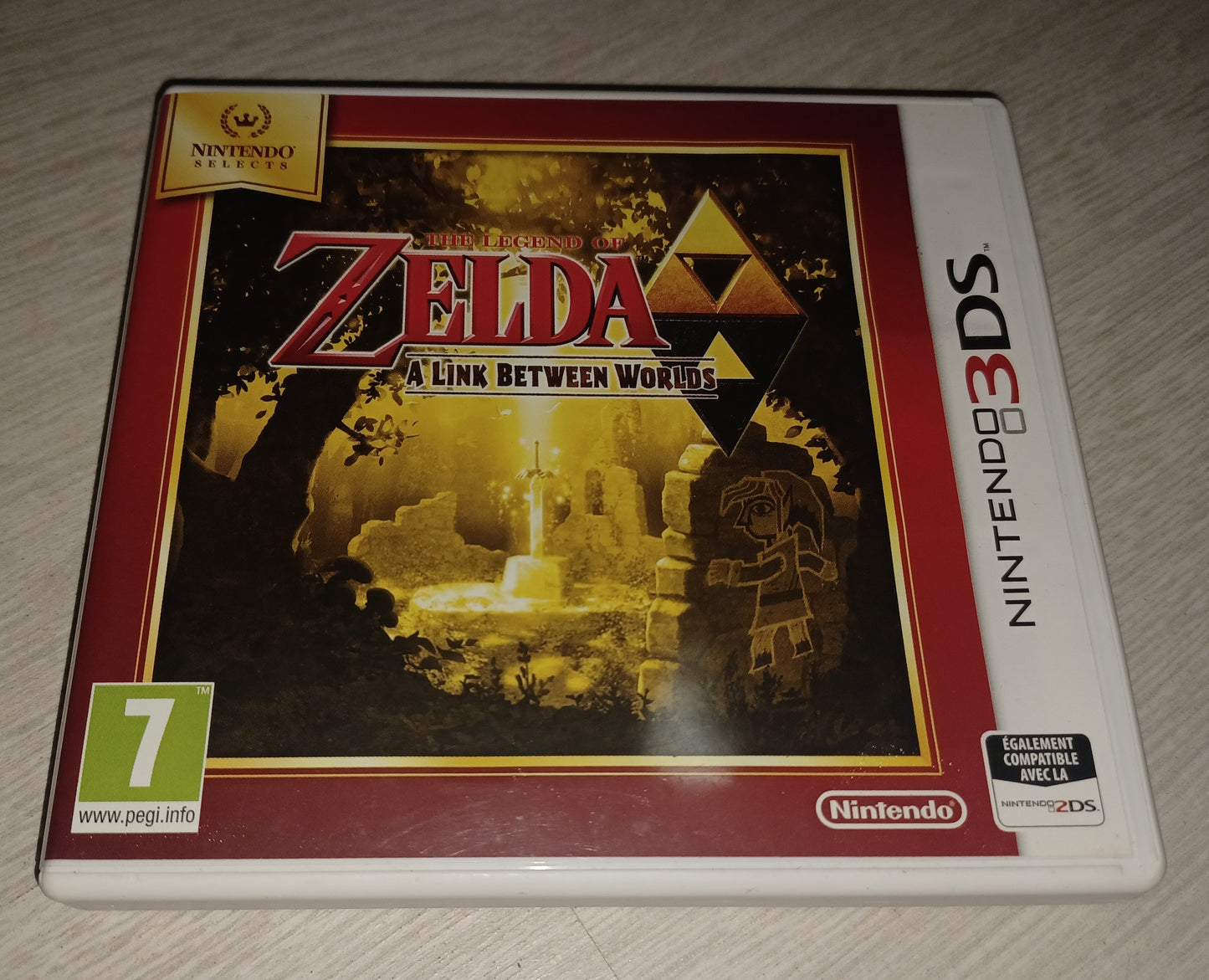 The legend of zelda : a link between worlds (nintendo selects)