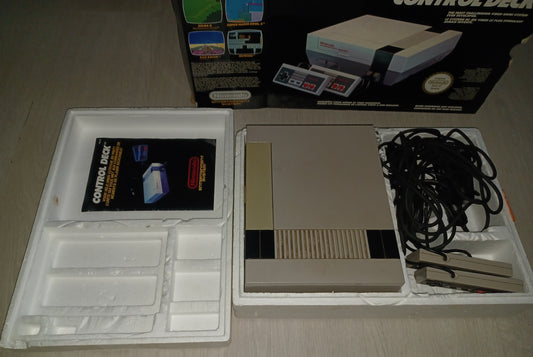 NES (en boîte)
